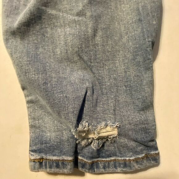 Torrid Distress Skinny Jeans Size 30R - Picture 8 of 9
